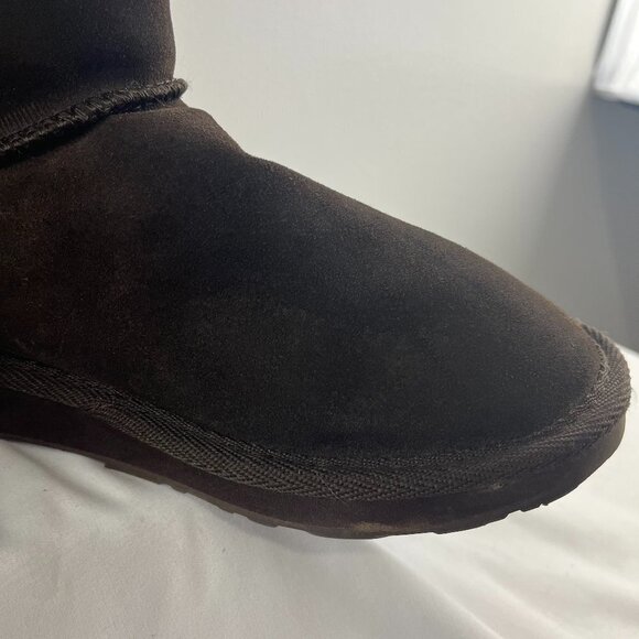 Emu Dark Brown Sheepskin Boots - Picture 11 of 12